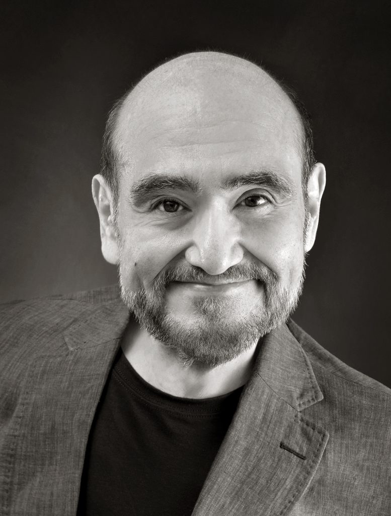 Edgar Vivar - Hola Mi Fan